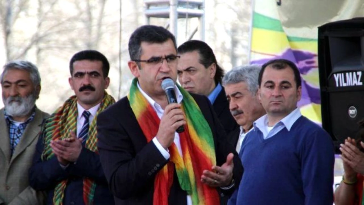 HDP\'li Zozani Demirtaş\'ı Eleştirdi
