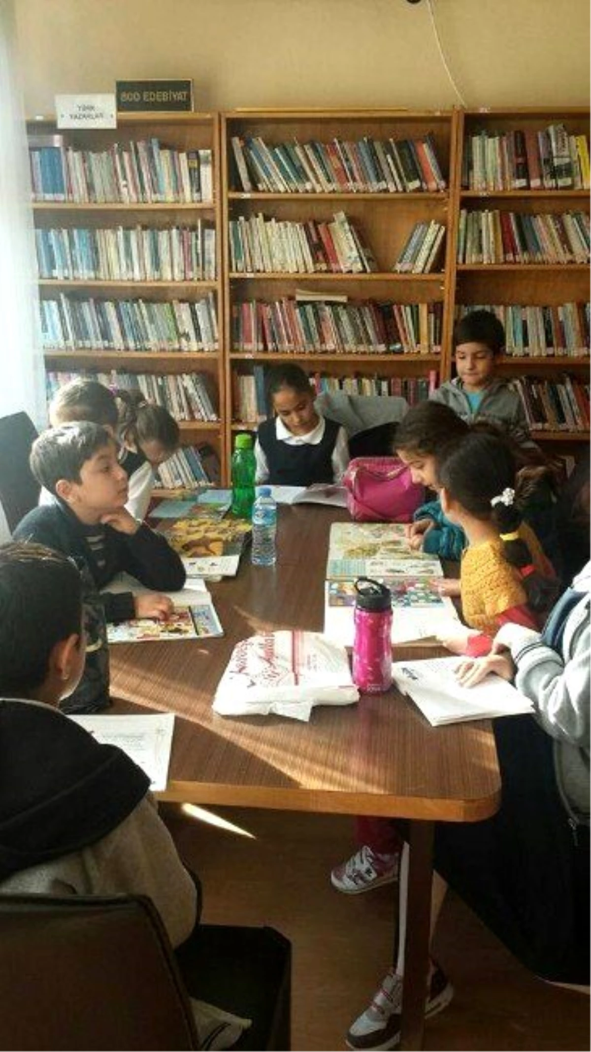Öğrenciler Kütüphaneyi Ziyaret Etti