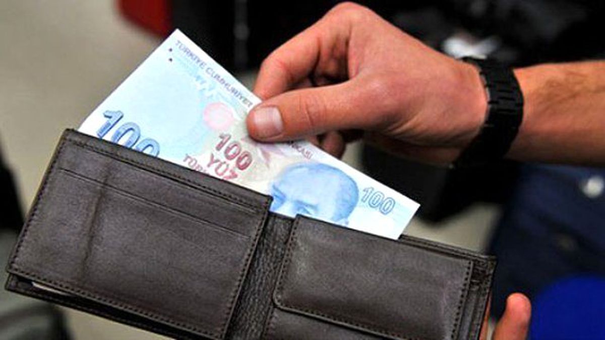 Patronlar Asgari Ücretin 1300 Lira Olma İhtimalinden Rahatsız