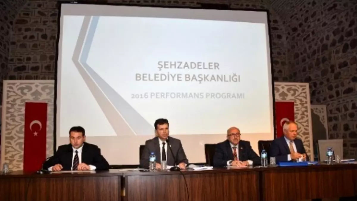 Şehzadeler Belediye Meclisi Toplandı