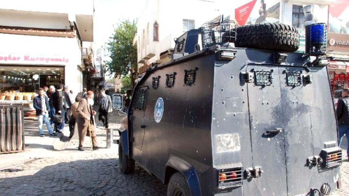Sur\'da Çatışmalar Başladı