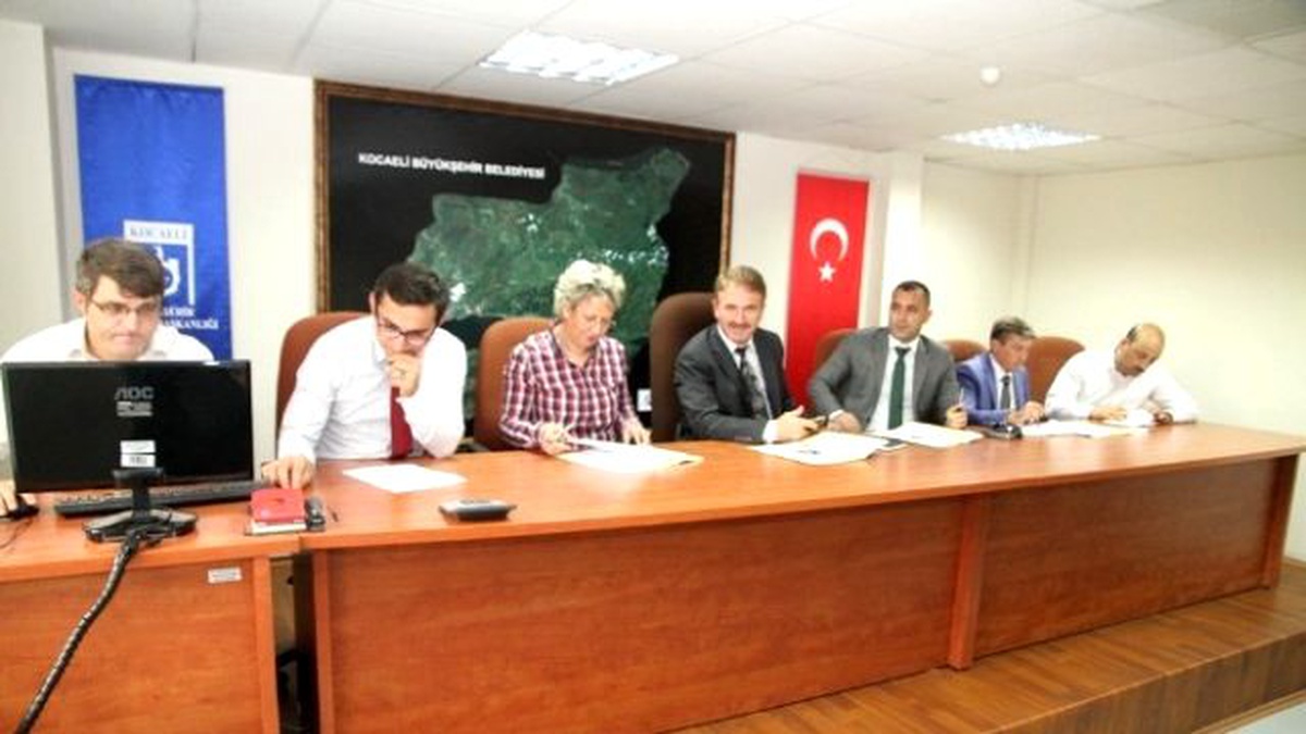 Kocaeli Büyükşehir Cami Çevresi İhalesi Yaptı