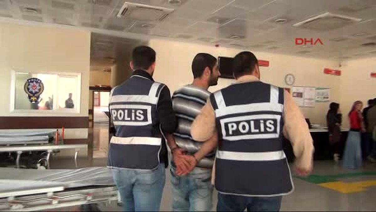 Şanlıurfa - Arkadaşını Tabancayla Yaraladı, Tutuklandı