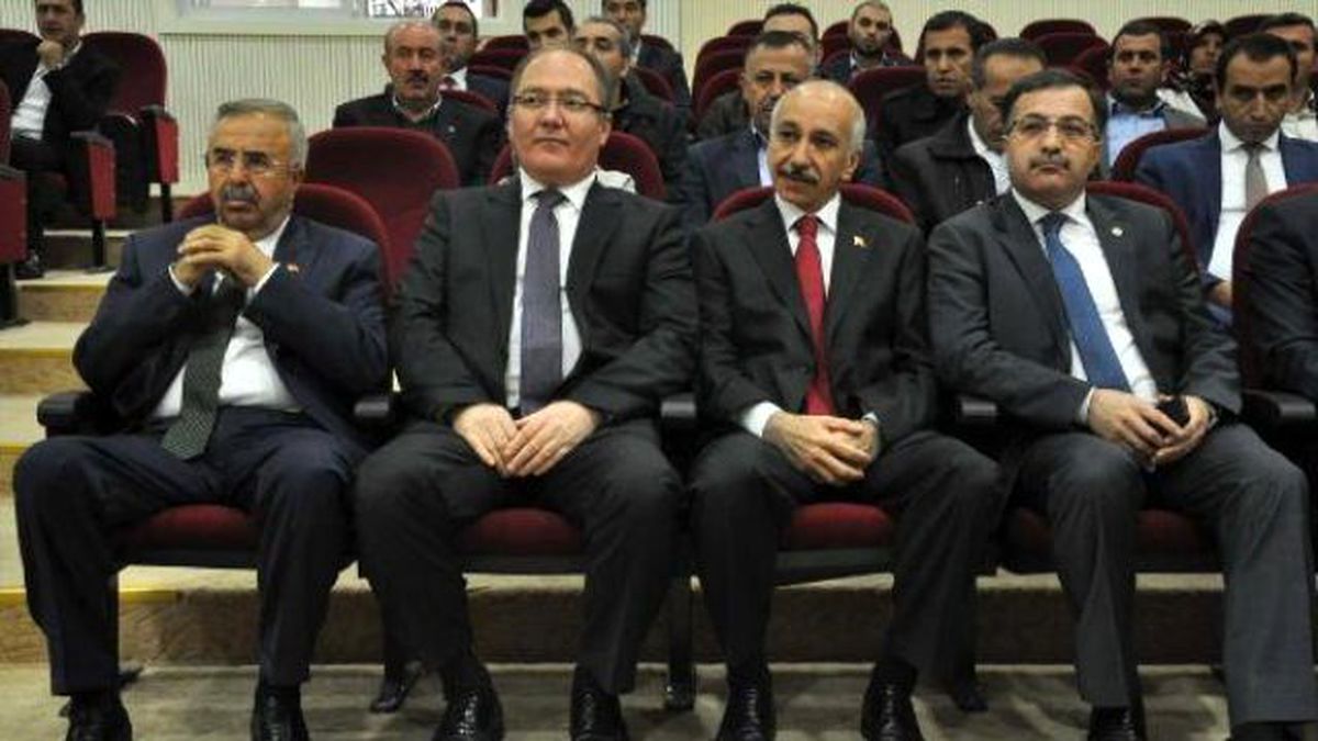 AK Parti Sivas Milletvekilleri Mazbata Aldı