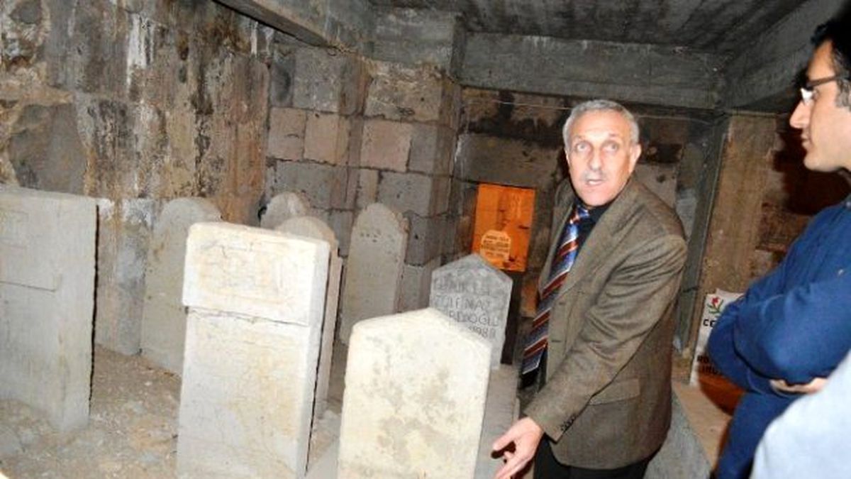 Bitlis\'te Camilerin Restorasyonu Devam Ediyor