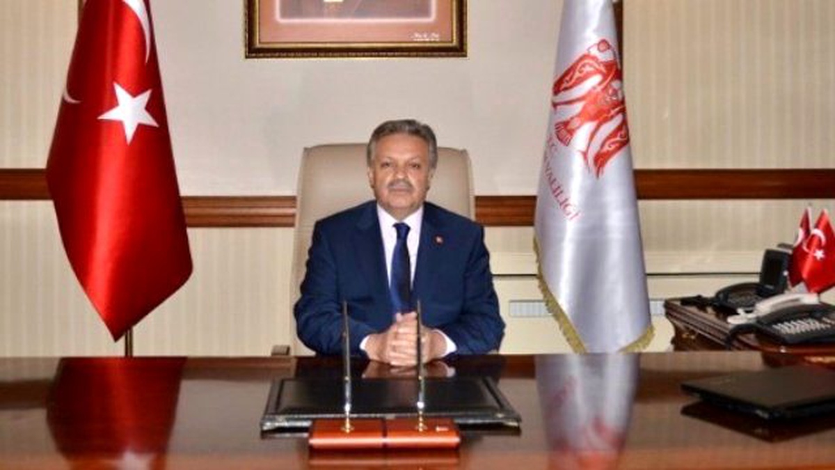 Erzincan Valisi Kahraman\'dan, Kaçan 21 Afgan Çocuk ile İlgili Açıklama