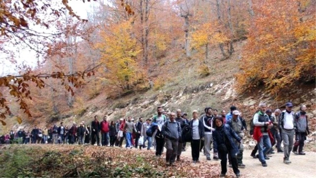 Sonbahar Yürüyüşleri Yörükyeri Parkuru ile Devam Etti