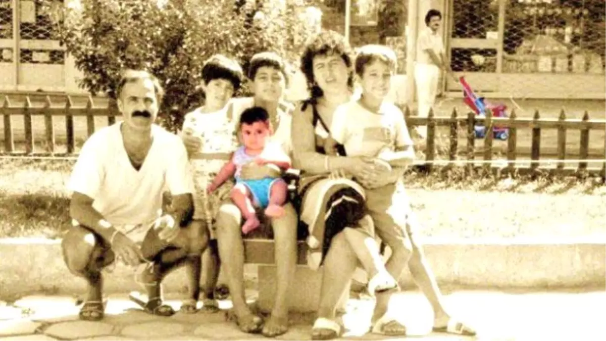 Yeni Evlenen Çiftin Fotoğraf Karesiyle Ortaya Çıkan İlginç Hikayesi