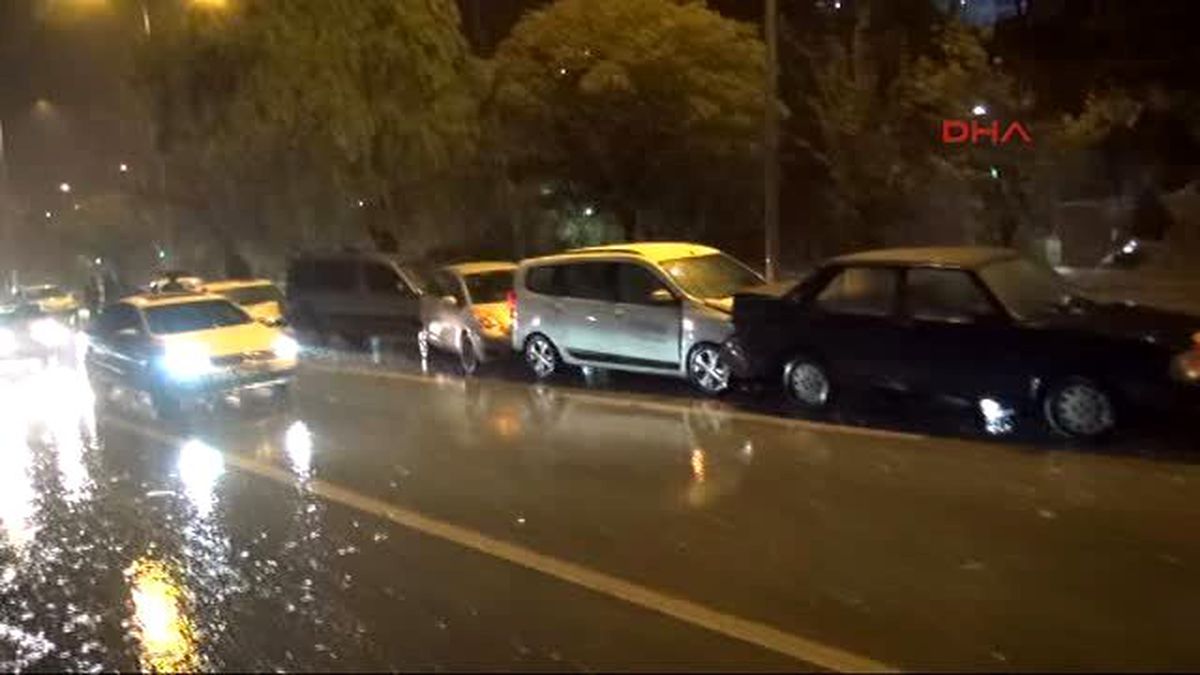Yozgat\'ta Mevsimin İlk Kar Yağışı Başladı