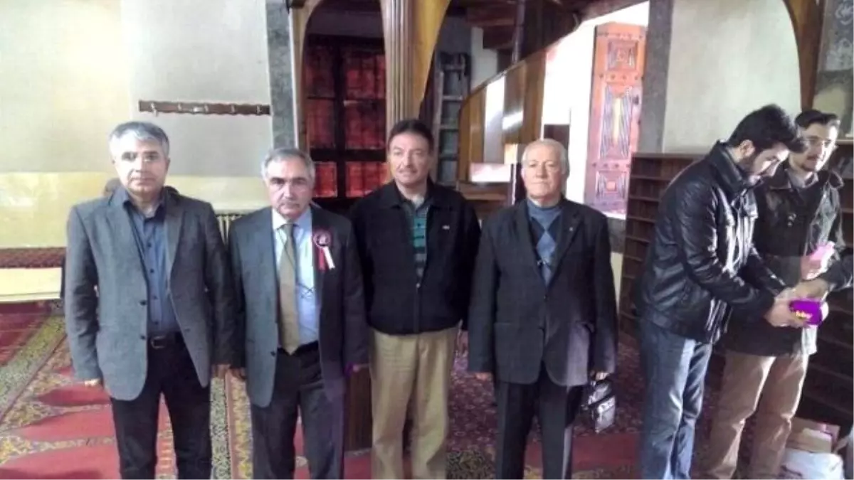 Add 10 Kasım da Mustafa Kemal Atatürk İçin Mevlid-i Şerif Okuttu