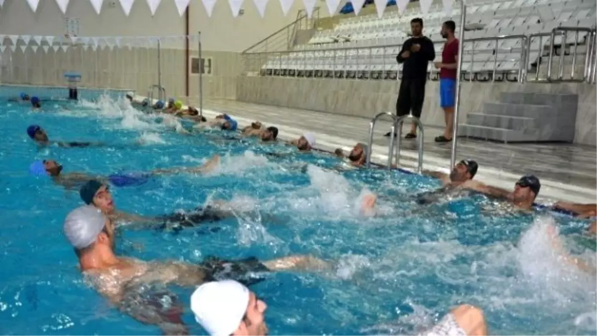 Adıyaman Üniversitesi Yarı Olimpik Yüzme Havuzu Hizmete Açıldı