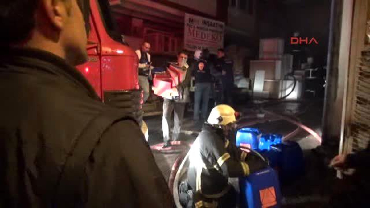 Antalya- Yenidenmobilya Atölyesi Yangında Kül Oldu