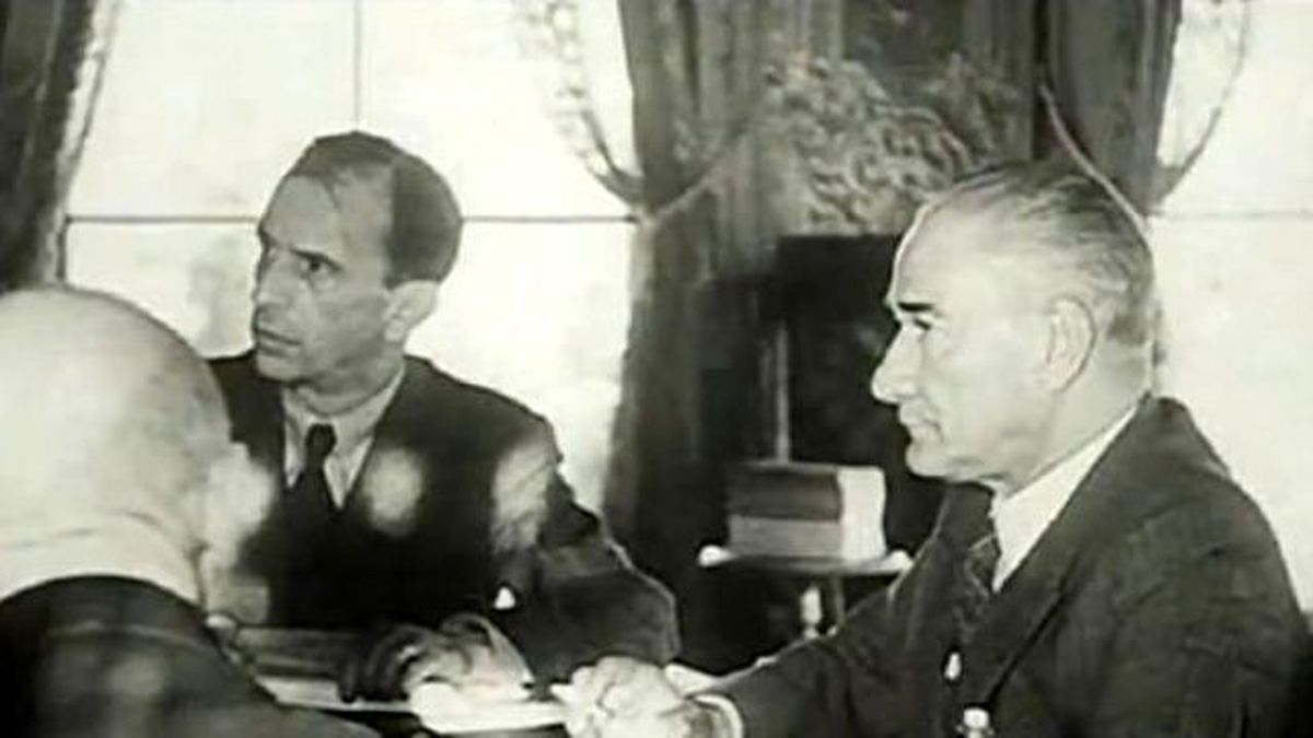 Atatürk'ün Yakın Çekim Videosu