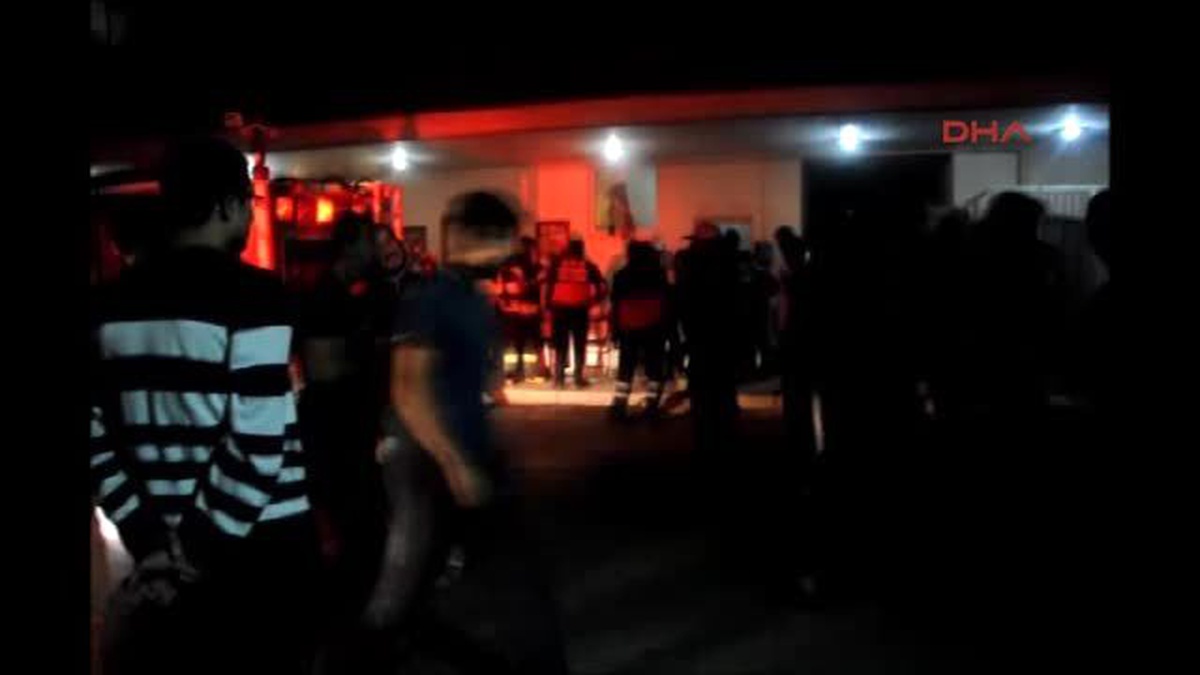 Öğrenci Yurdunda Çıkan Yangın Paniğe Neden Oldu