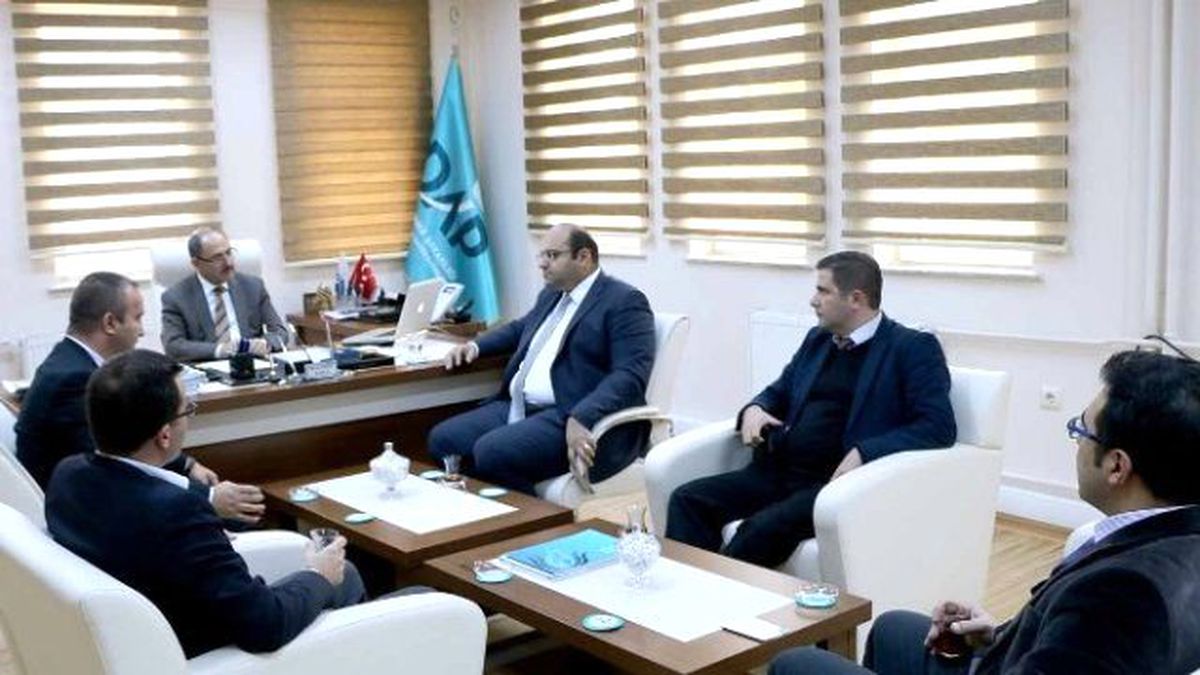 Aziziye\'ye Dev Mesire Alanı