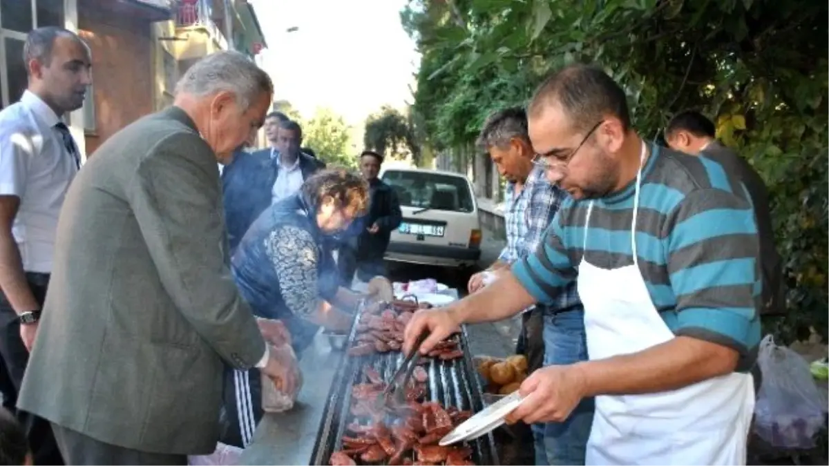 Bonkör Kasap, Mahalleliyi Sevindirdi