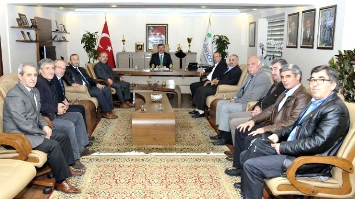 Darıca Belediye Başkanı Muhtarlarla Bir Araya Geldi