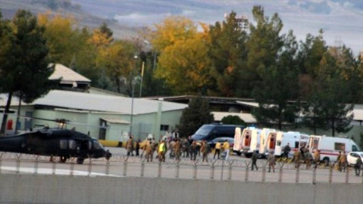 Diyarbakır\'da Askeri Otobüse Mayınlı Saldırı: Çok Sayıda Yaralı