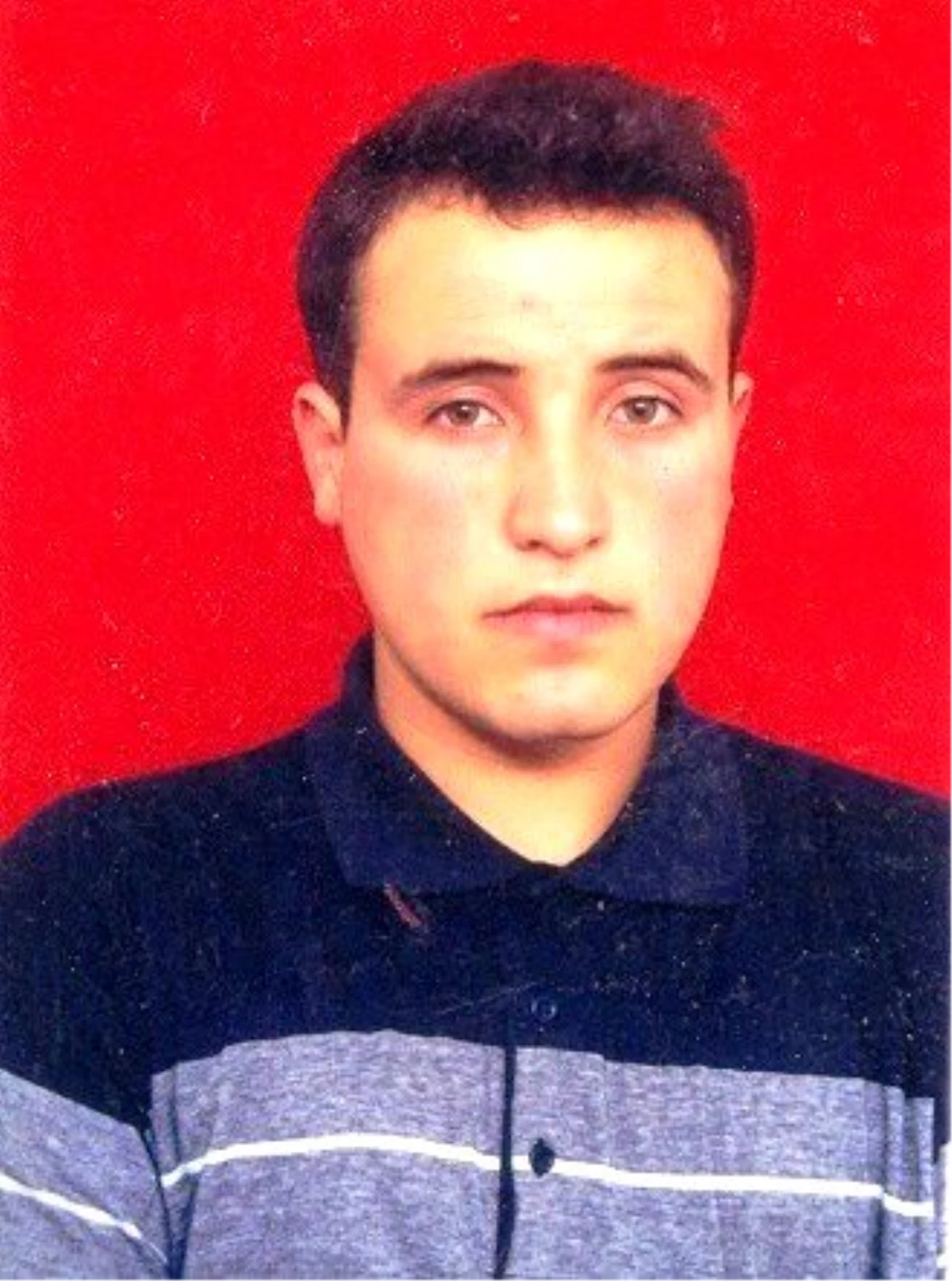 Gediz\'de Trafik Kazasında Hayatını Kaybeden Genç Hisarcık\'ta Toprağa Verildi