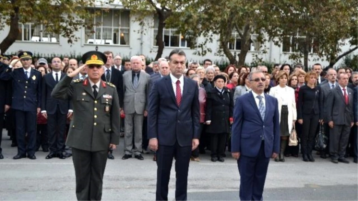 Atatürk Gelibolu\'da Törenle Anıldı