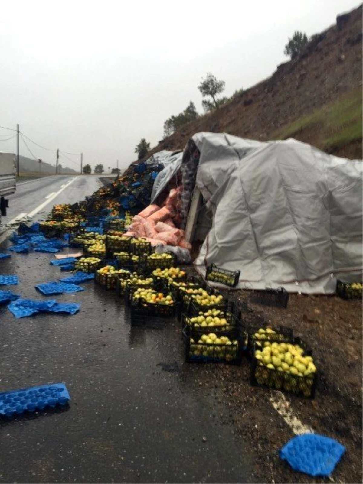 Hakkari-şırnak Karayolunda Trafik Kazası; 1 Yaralı