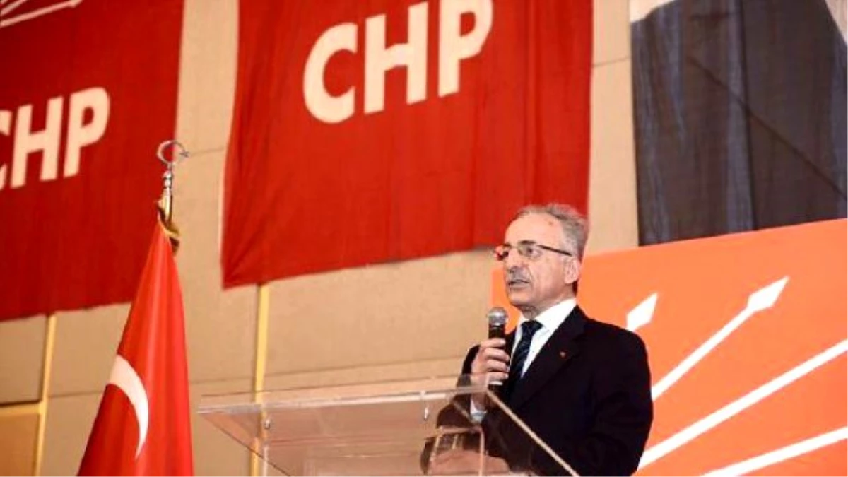 İstanbul\'daki CHP Dayanışma Toplantısında Örgütsel Değişim Önerisi