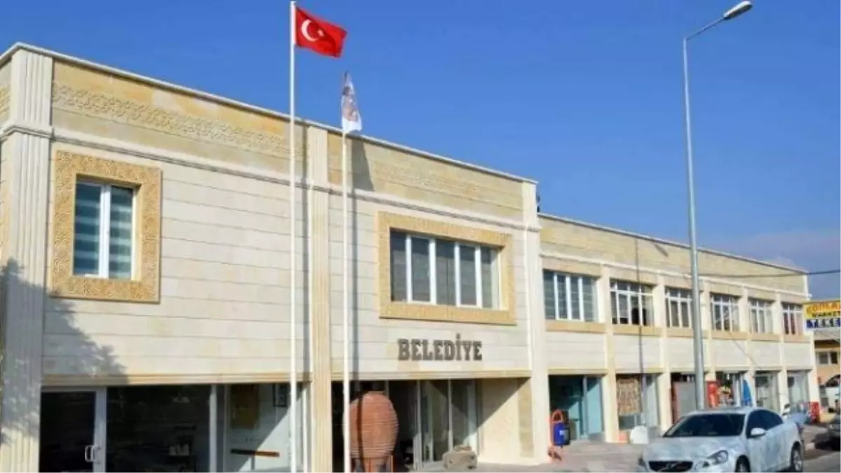 Kaymaklı Belediye Hizmet Binası Yenilendi