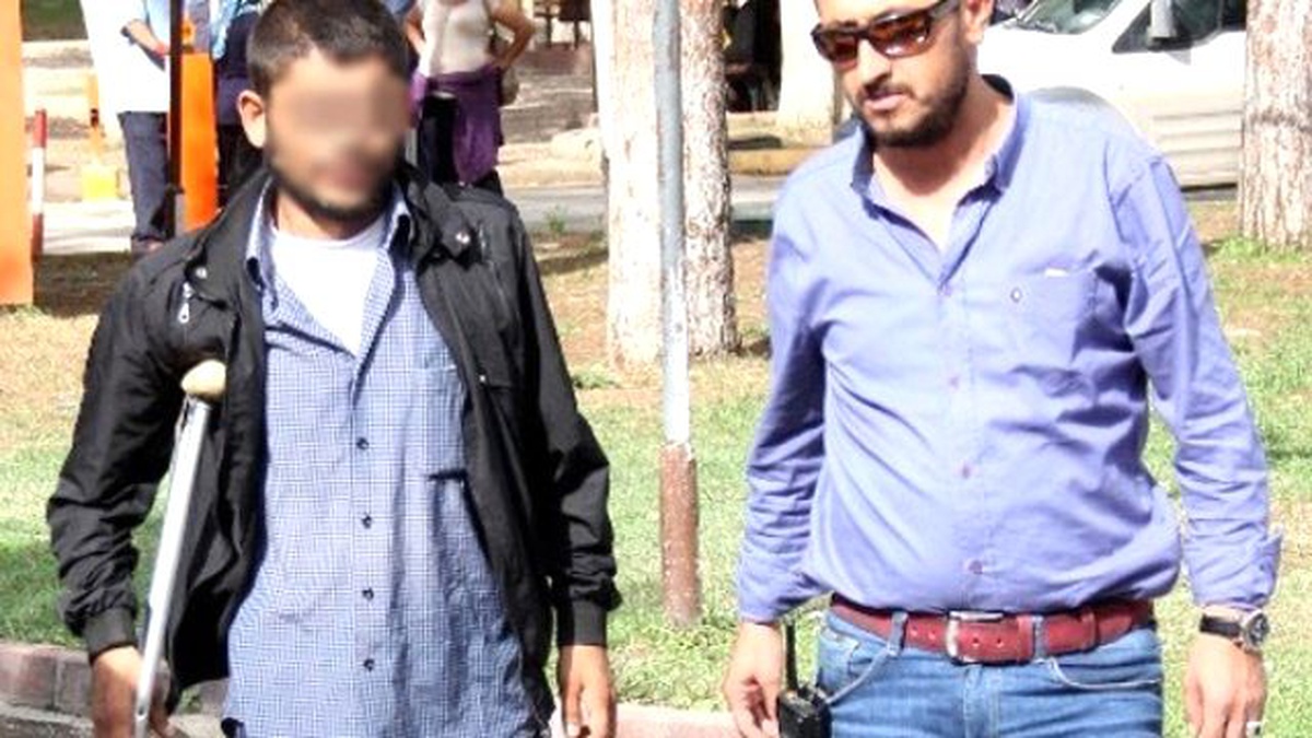Koltuk Değnekli Zanlı, Erkek Çocuğuna Tacizden Tutuklandı