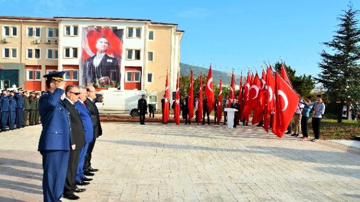 Körfez\'de Atatürk\'ü Anma Töreni Düzenlendi