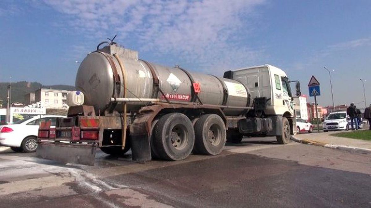 Körfez\'de Tanker Yangını Korkuttu