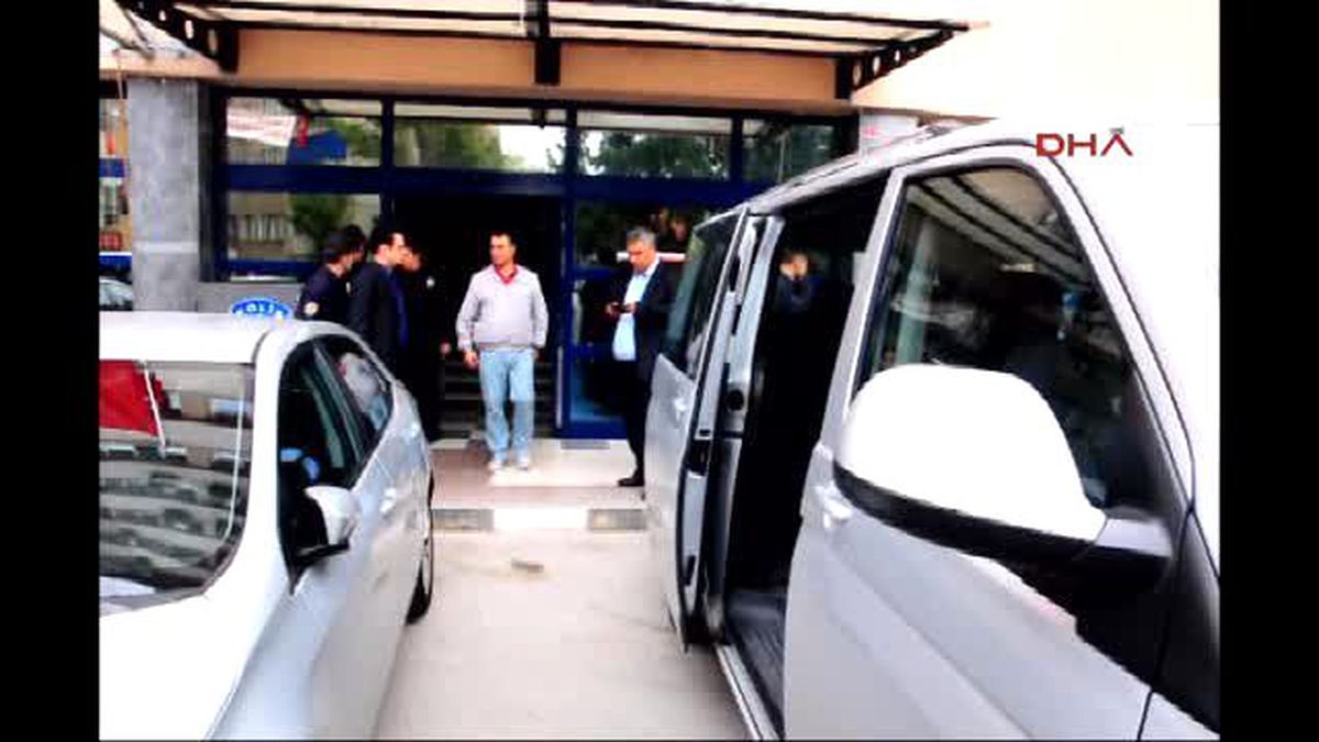 Manisa\'da Paralel Yapı Operasyonu: 26 Gözaltı