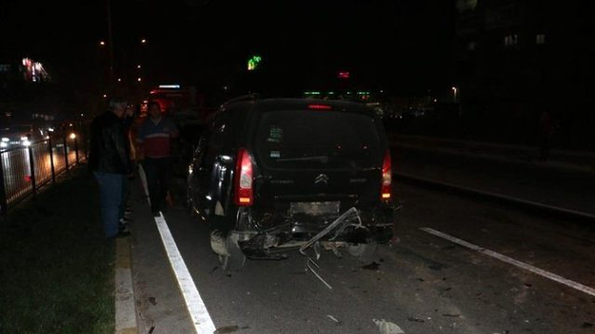 Trafik Kontrolü Yapan Polise Araç Çarptı