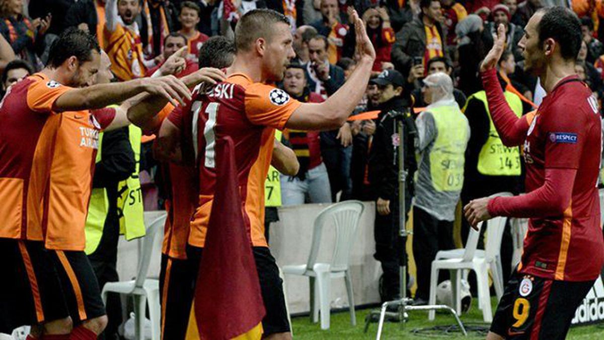 Umut Bulut, 1 Yıl Daha Galatasaray'da