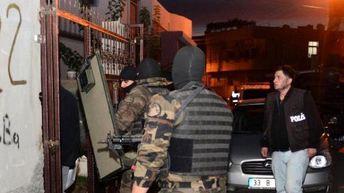 Adana Merkezli 3 İlde Uyuşturucu Operasyonu: 18 Gözaltı