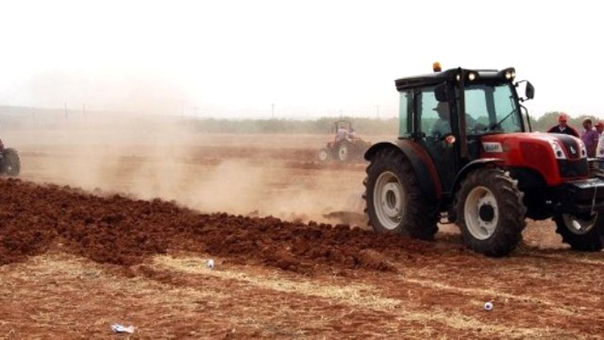Aydın\'da Traktör Sayısı 40 Bin 664 Oldu