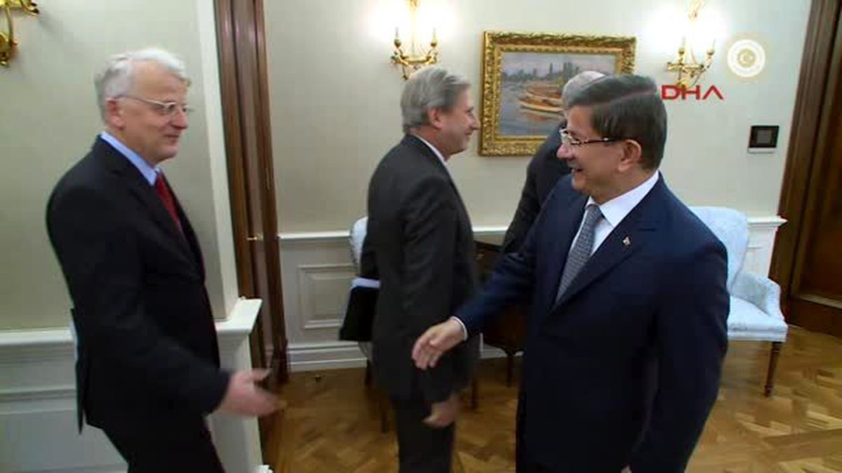 Davutoğlu, AB Komisyonu Başkan Yardımcısı Timmermans\'ı Kabul Etti