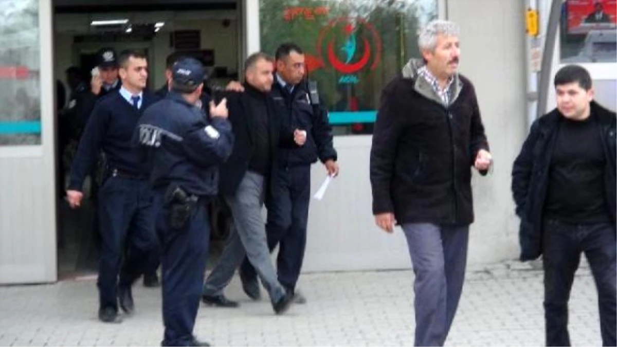 Başhekimi Yaralayan Polis Tutuklandı