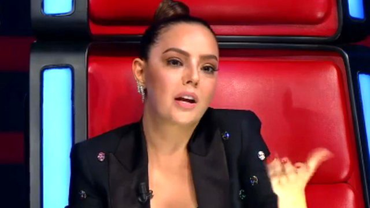 Gökhan, Ebru Gündeş\'e İsyan Etti: \'Yapma Artık Şunu Gözünü Seveyim!\'