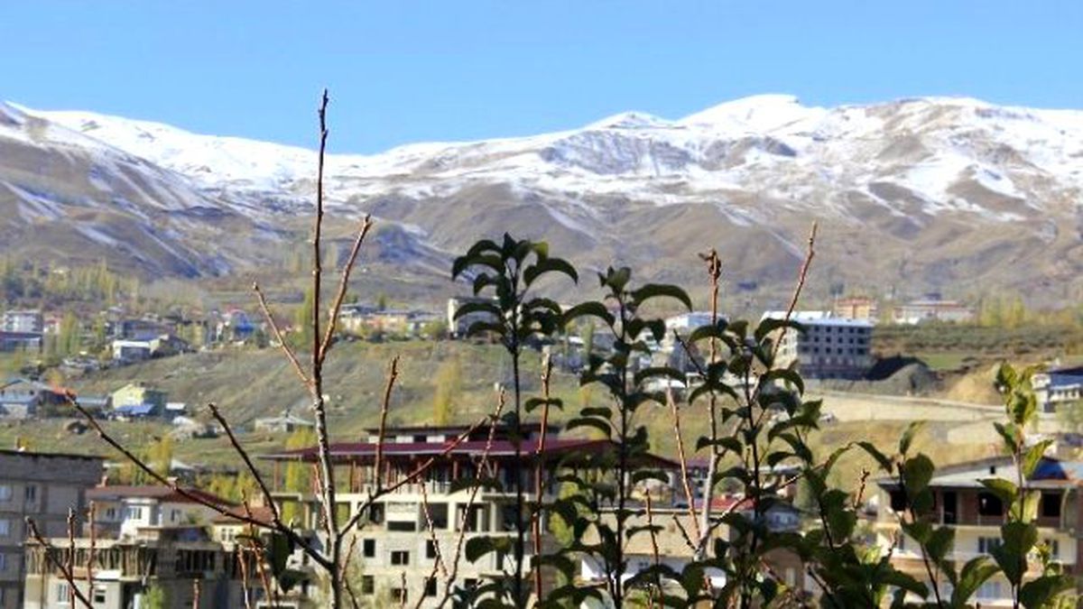 Hakkari\'deki Yağışlar Yerini Güneşli Havaya Bıraktı