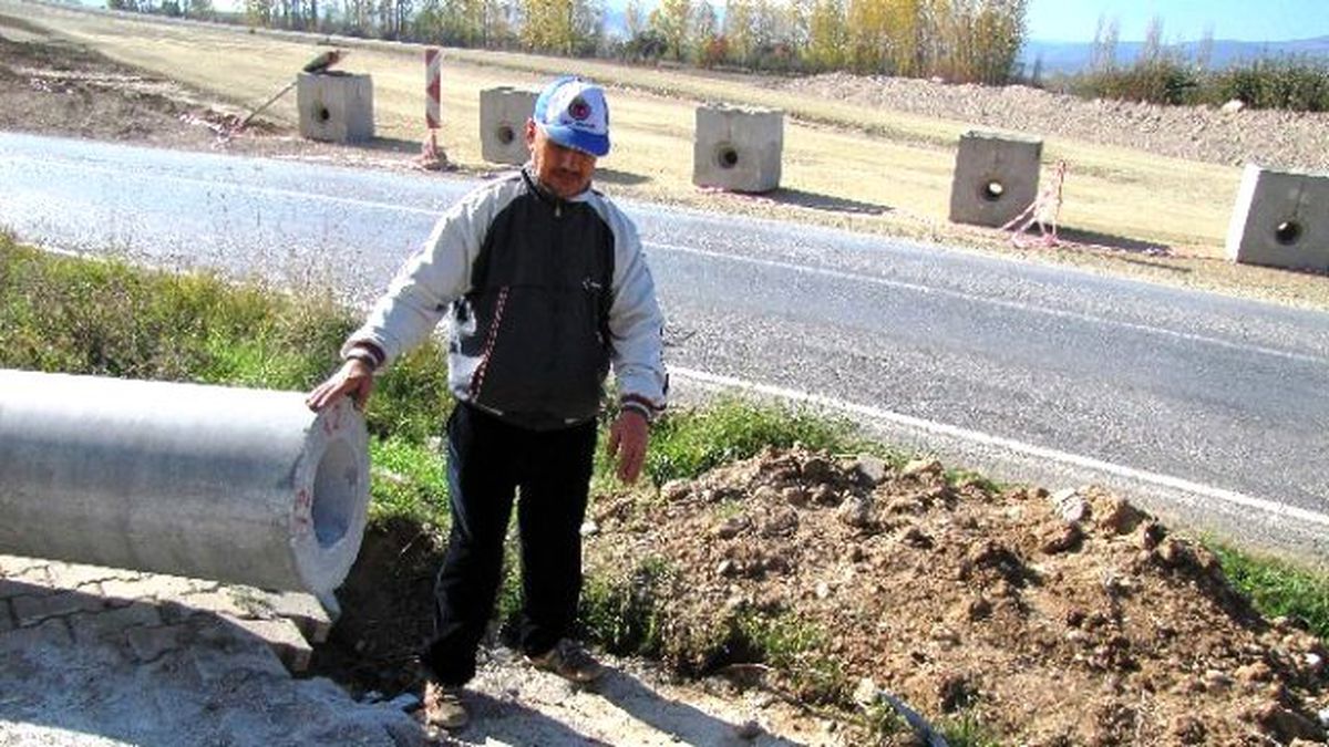 Karayollarının Açtığı Çukurlar Tehlike Saçıyor