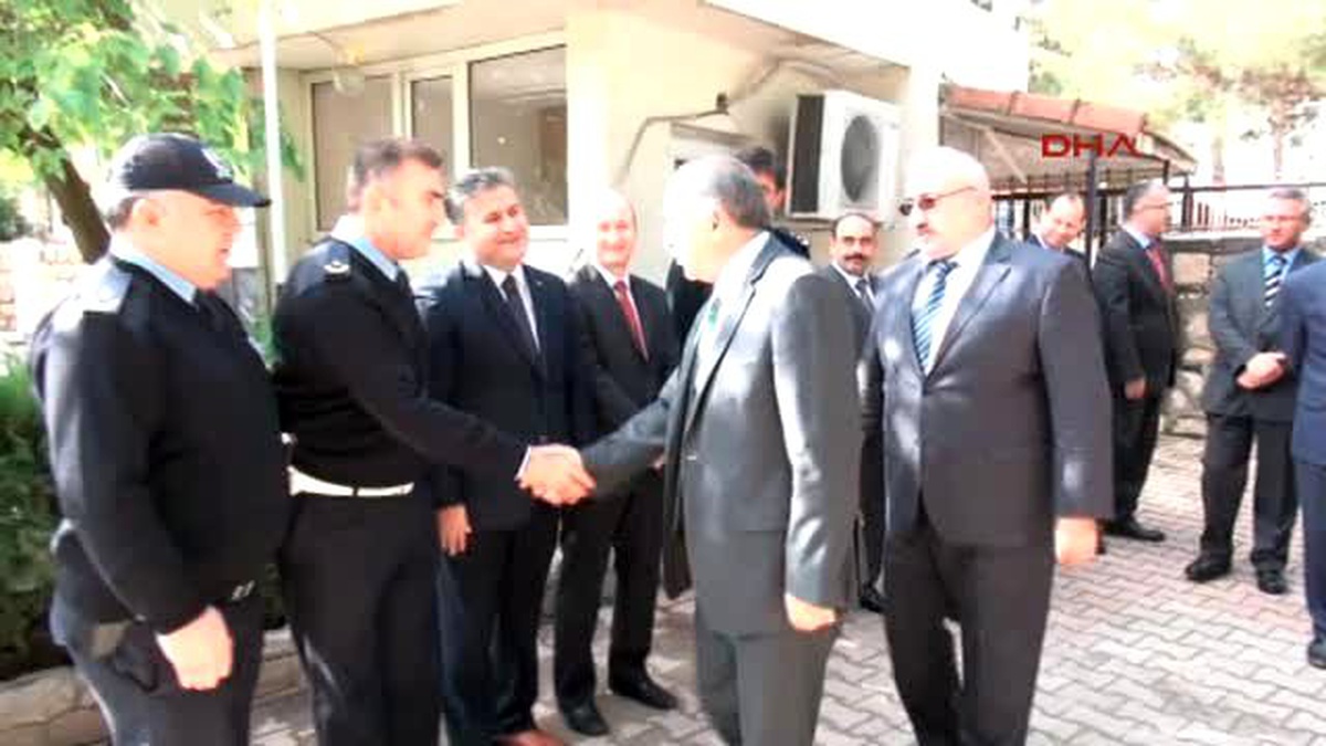 Mardin Dargeçit\'te Polise Bombalı Saldırı: 1 İşçi Öldü, 1 Polis Yaralı