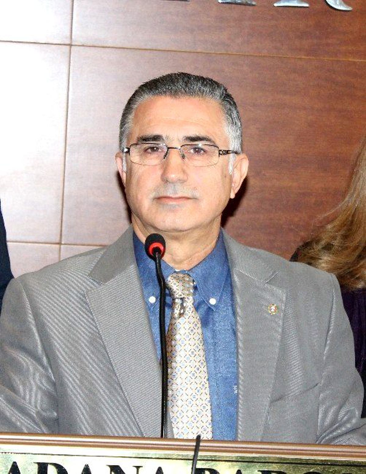 Mumcuoğlu, Dolandırıcılara Karşı Uyardı