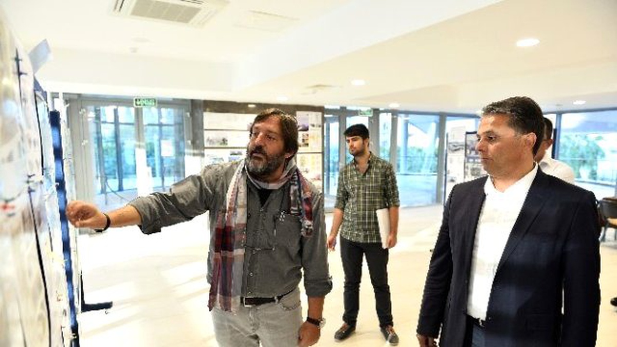 Muratpaşa\'da Jüri, Opera ve Gösteri Merkezi İçin Çalışıyor