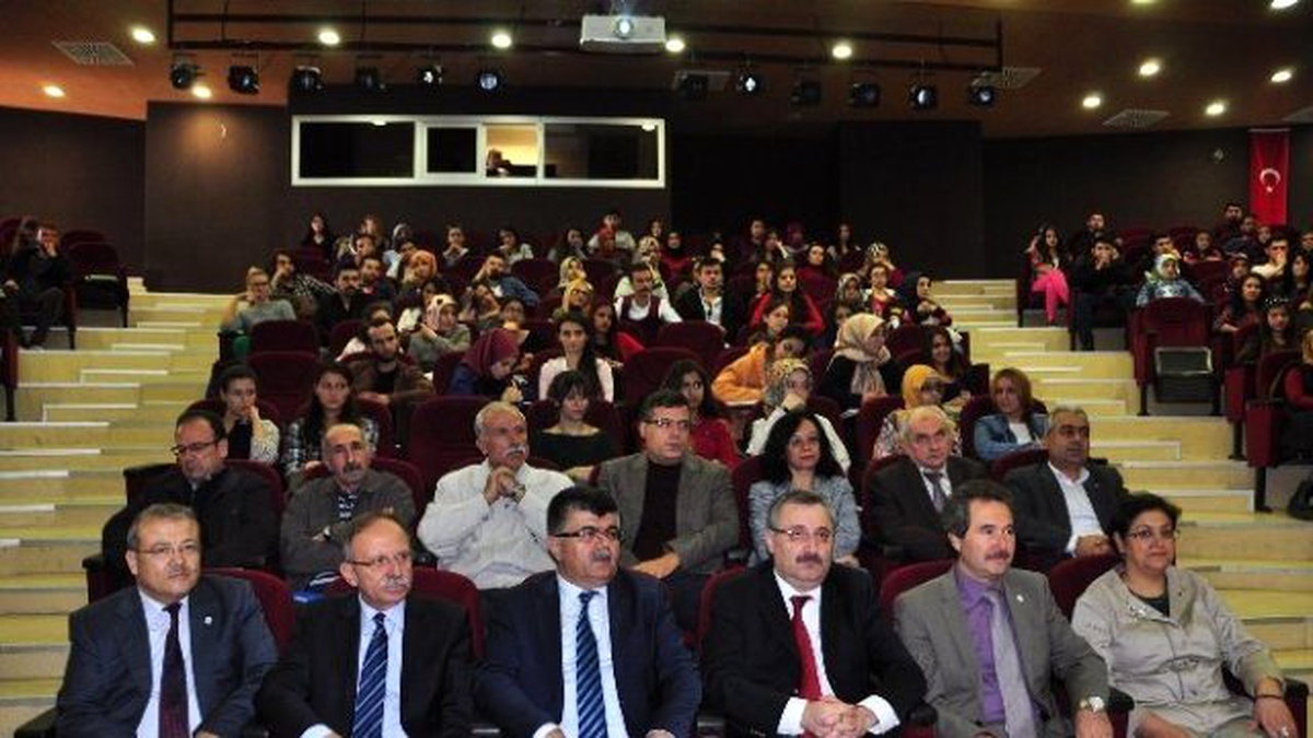 Ahıska Türklerinin Sürgünü Panelde Anlatıldı