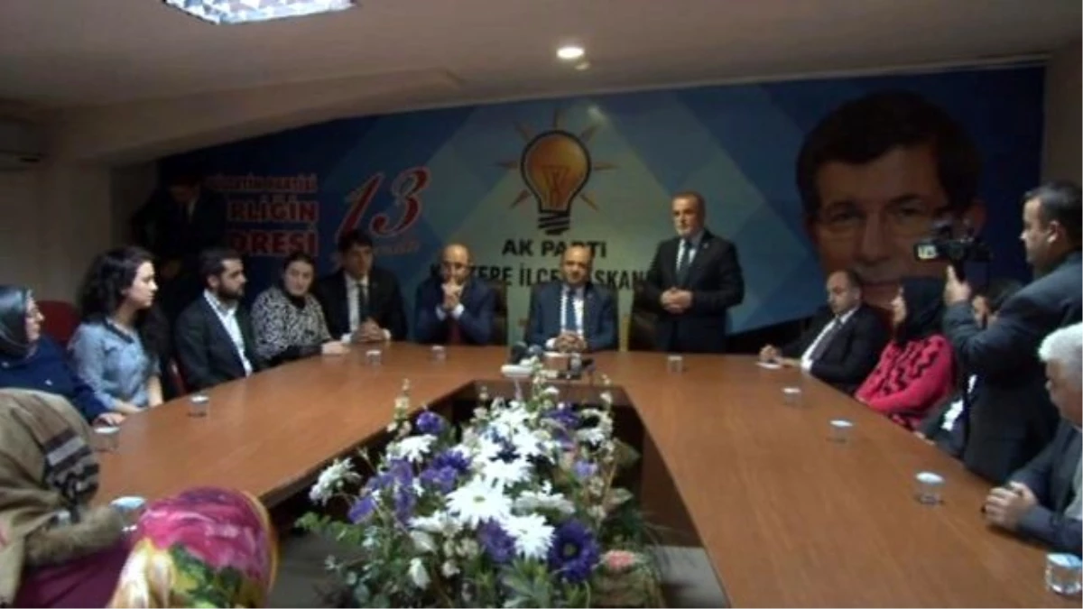 Bakan Işık AK Parti Kartepe İlçe Teşkilatını Ziyaret Etti