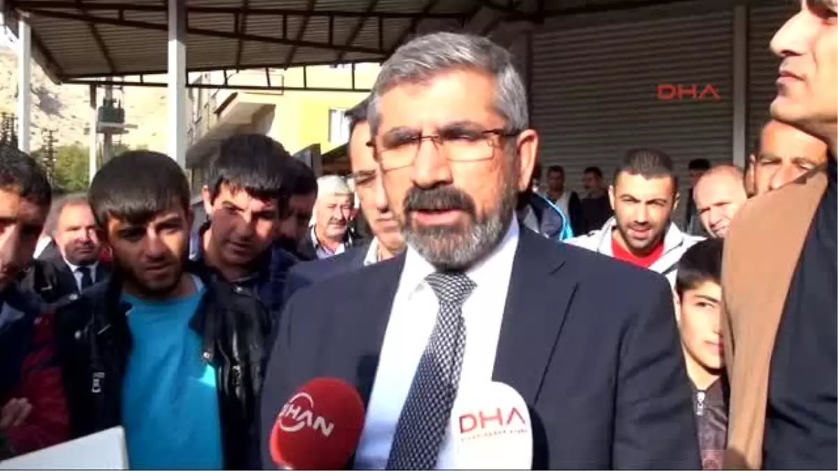 Çatışmaların Sürdüğü Silvan\'dan Halk Arkasına Bakmadan Kaçıyor