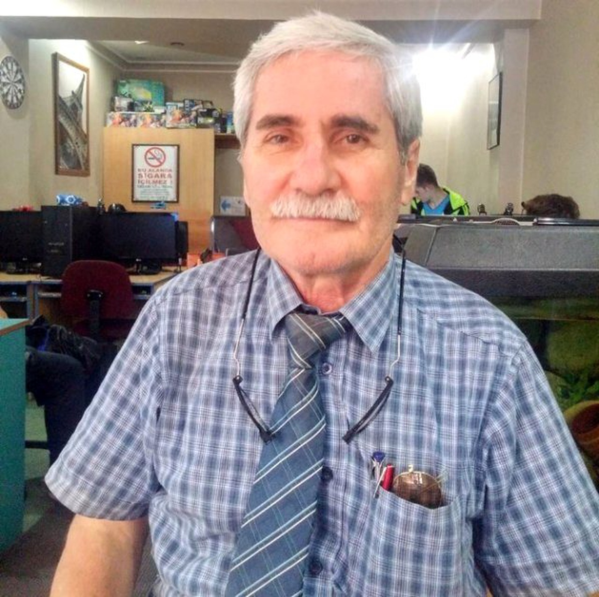 Cumhurbaşkanı ve Başbakan\'a Hakaret Eden Eski AK Parti Milletvekili Aday Adayına Dava