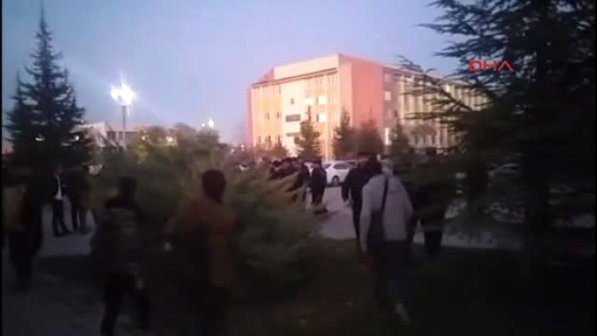ESOGÜ\'de Öğrenci Kavgası: 1 Yaralı, 11 Gözaltı