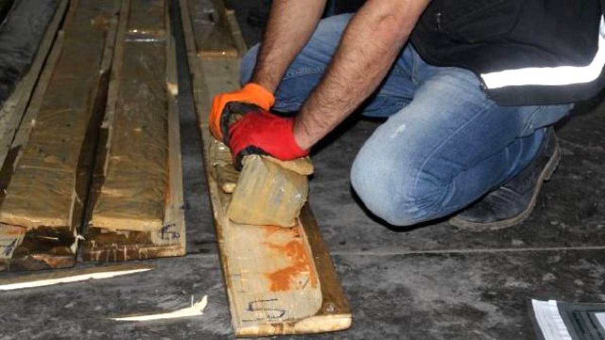 Gürbulak Gümrük Kapısı\'ndaki Operasyonda 124 Kilo Uyuşturucu Ele Geçirildi