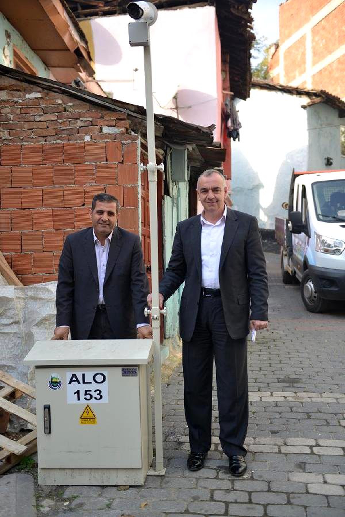İnegöl\'de Zamansız Çöpe Kameralı Takip